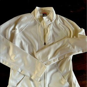 North face jacket. No holes or imperfections. Smoke free home!